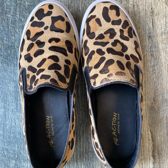 KENNETH COLE Leopard Slip On Shoes - Picture 2 of 9